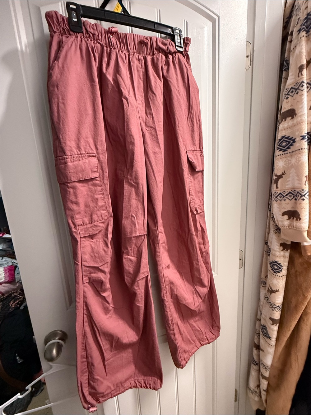 Wide Leg Cargo Pants